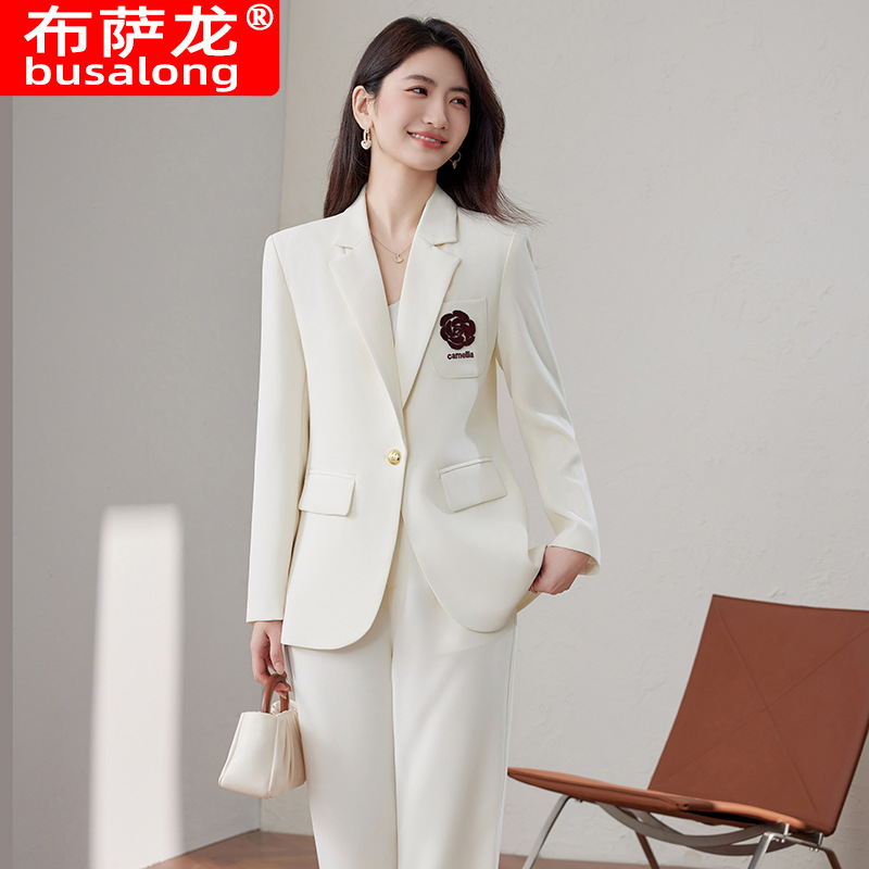 Off-white women's blazer with  - огляд і ціна Women Formal Wear White Shirt