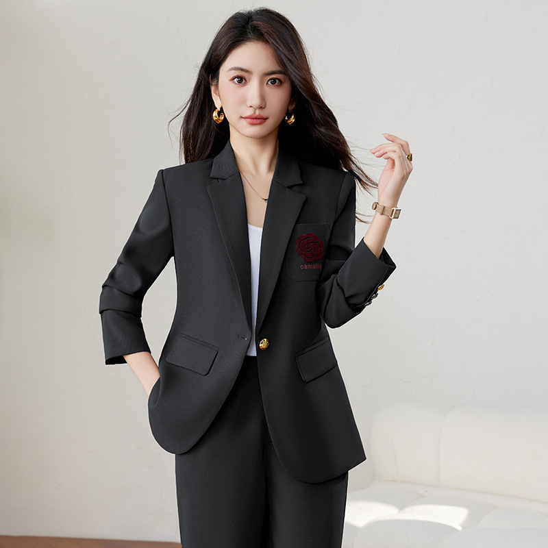 Off-white women's blazer with  - огляд і ціна Women Formal Wear White Shirt